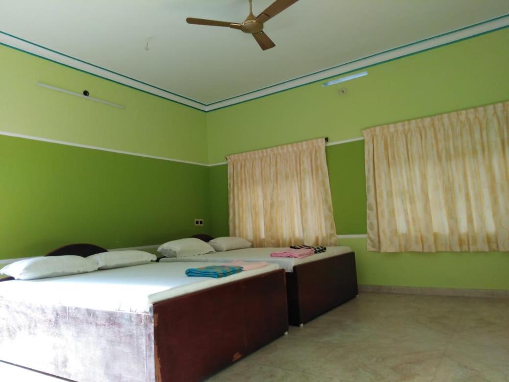 Vls Holiday Home Kanyakumari Buitenkant foto