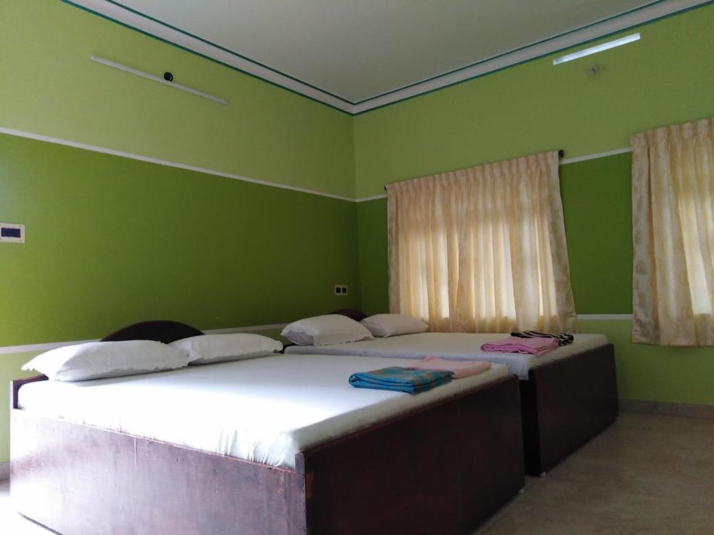 Vls Holiday Home Kanyakumari Buitenkant foto